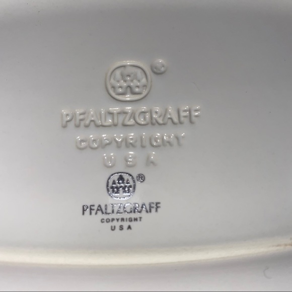 Pfaltzgraff Christmas Heritage 14” Platter NEW beautiful USA. - Picture 4 of 9
